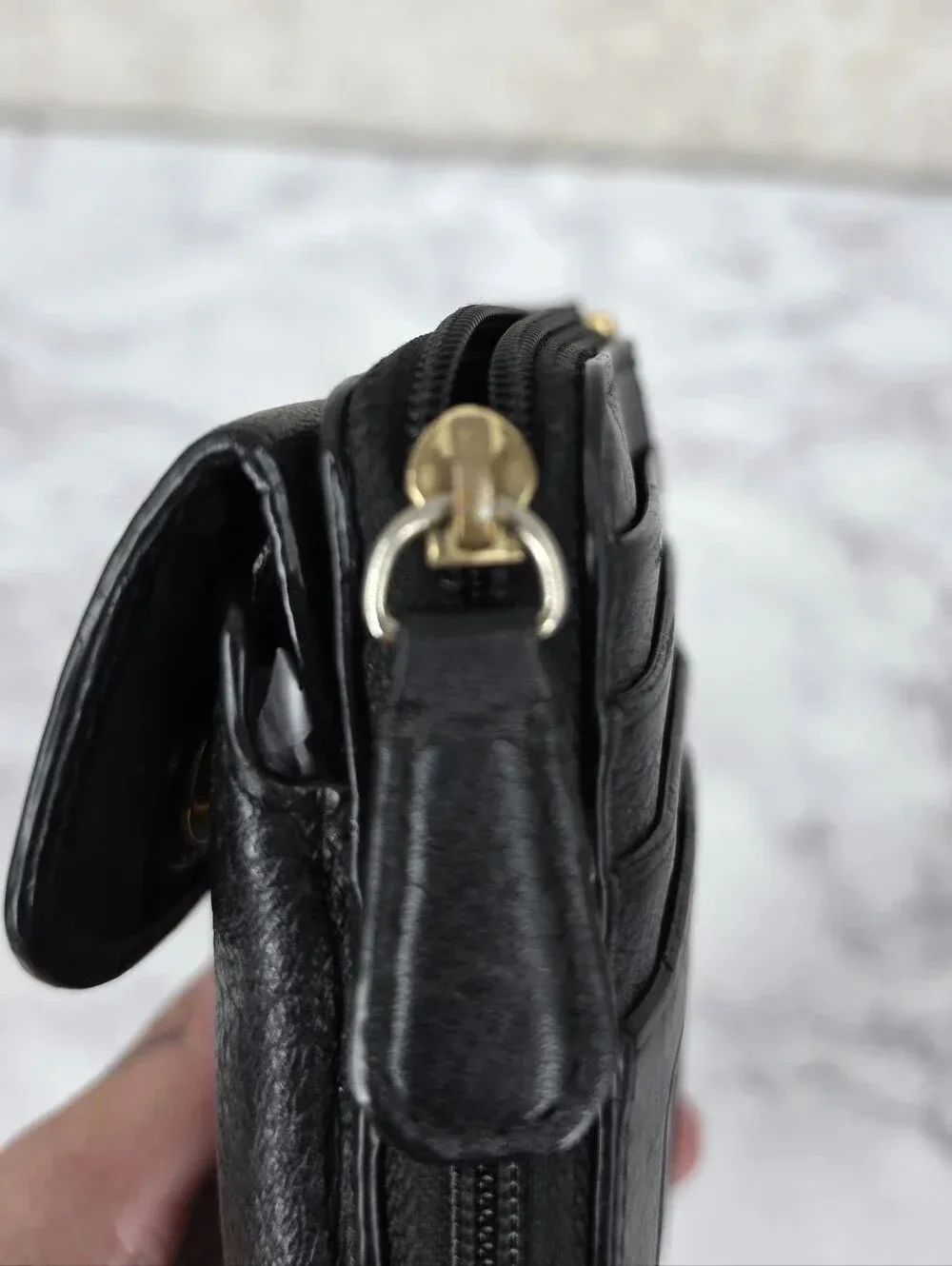Coach Campbell Vintage Black Leather Wristlet Phone Pouch Gold Turn-Lock SLG
